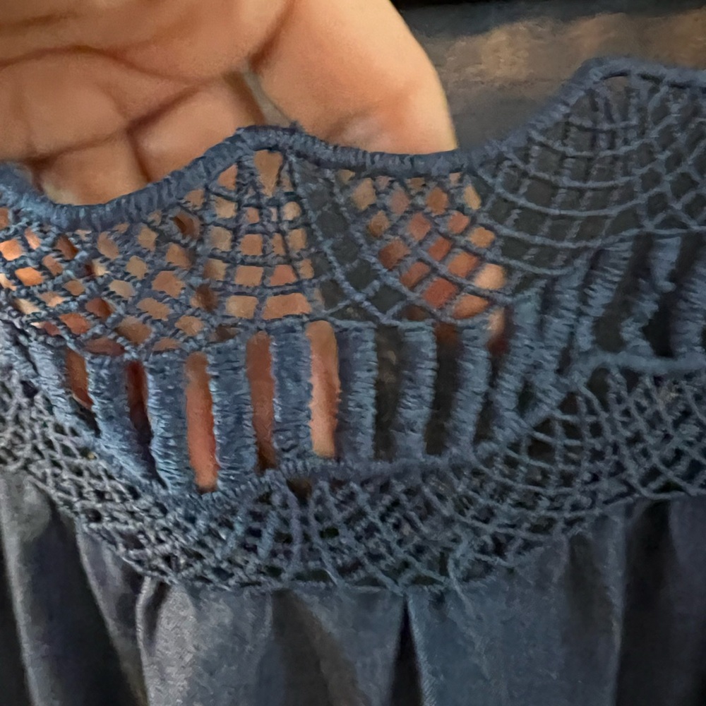 Chic Blue Lace Detail Blouse - Picture 3 of 11